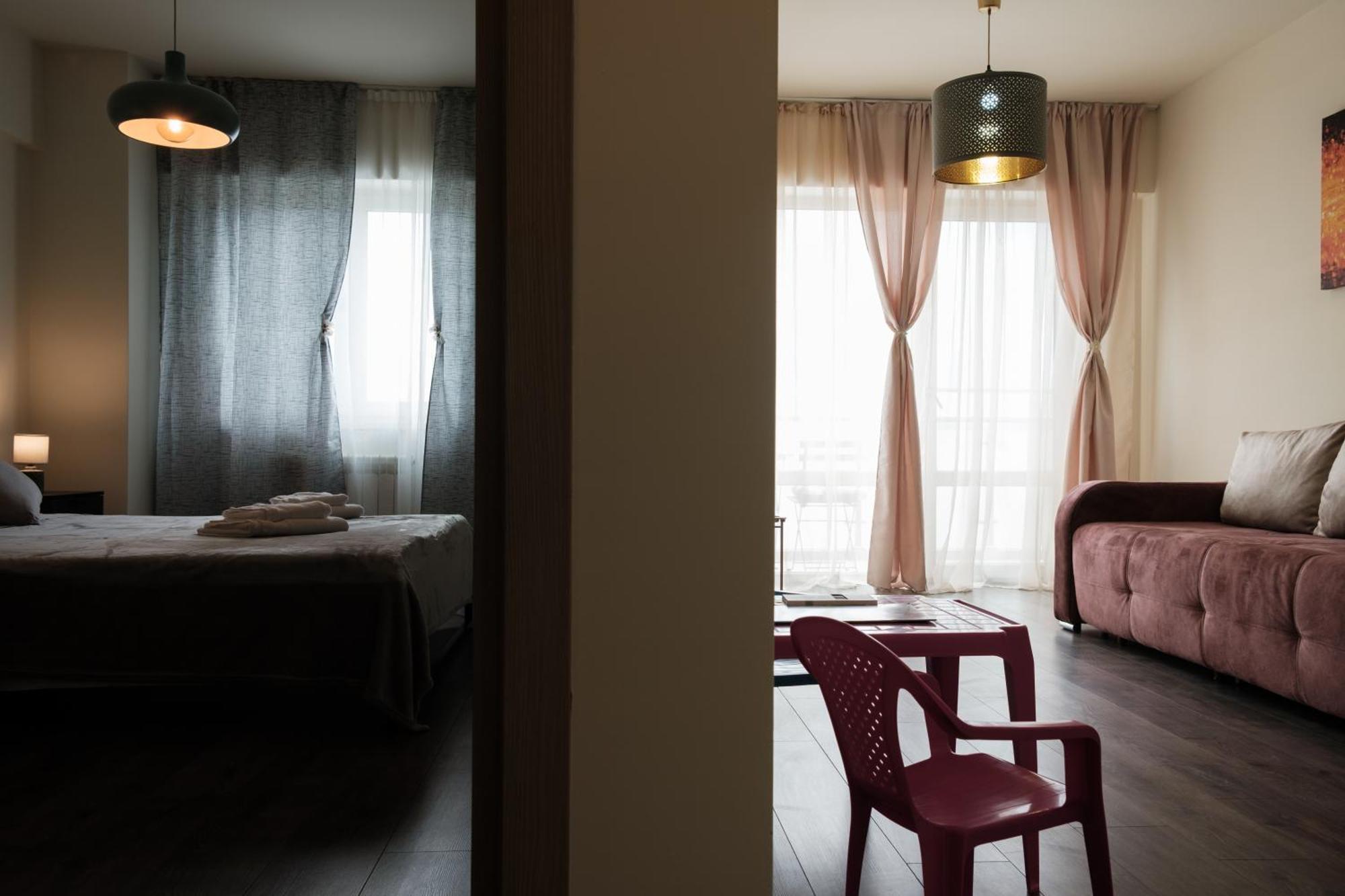 Konstanzer 103 - 2 Camere, Bucatarie, Baie, Parcare Pazita, Tv, Wi-Fi, Utilat Complet Apartamento Iasi